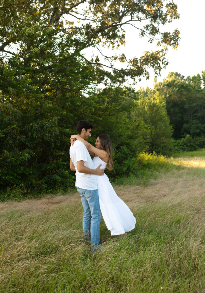 romantic couple poses spring couples photoshoot in north arkansas