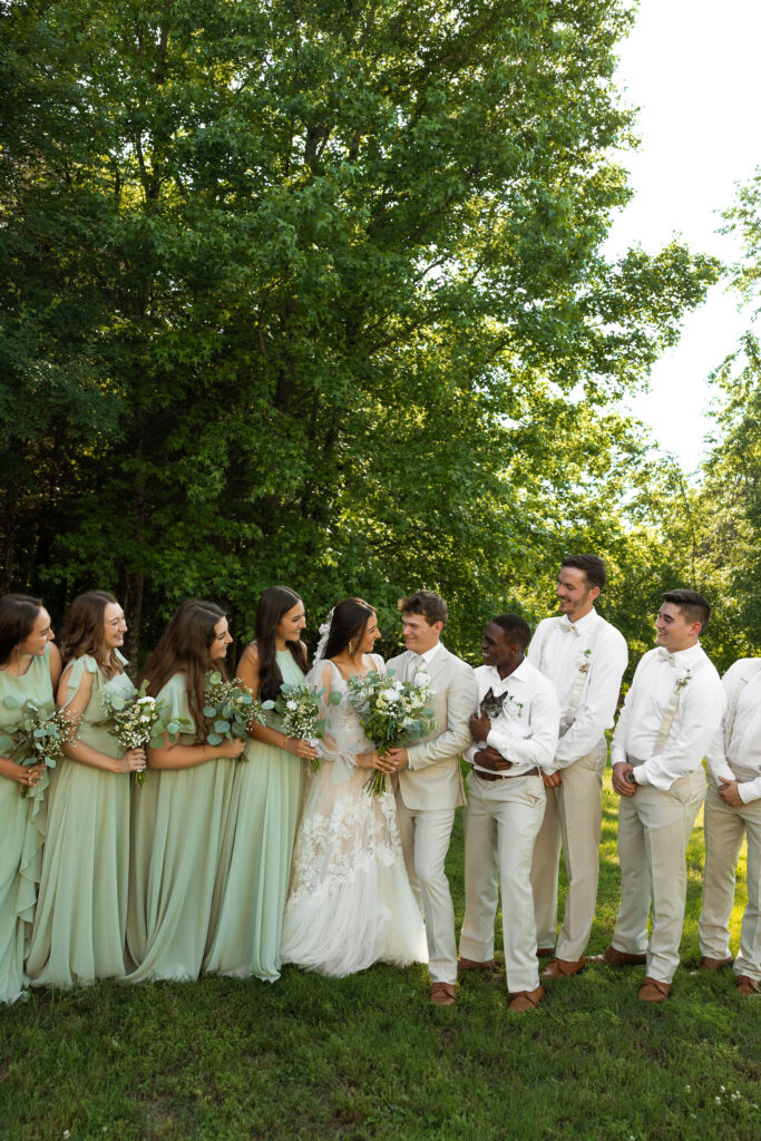 outdoor bridal party photos in clarksville arkansas