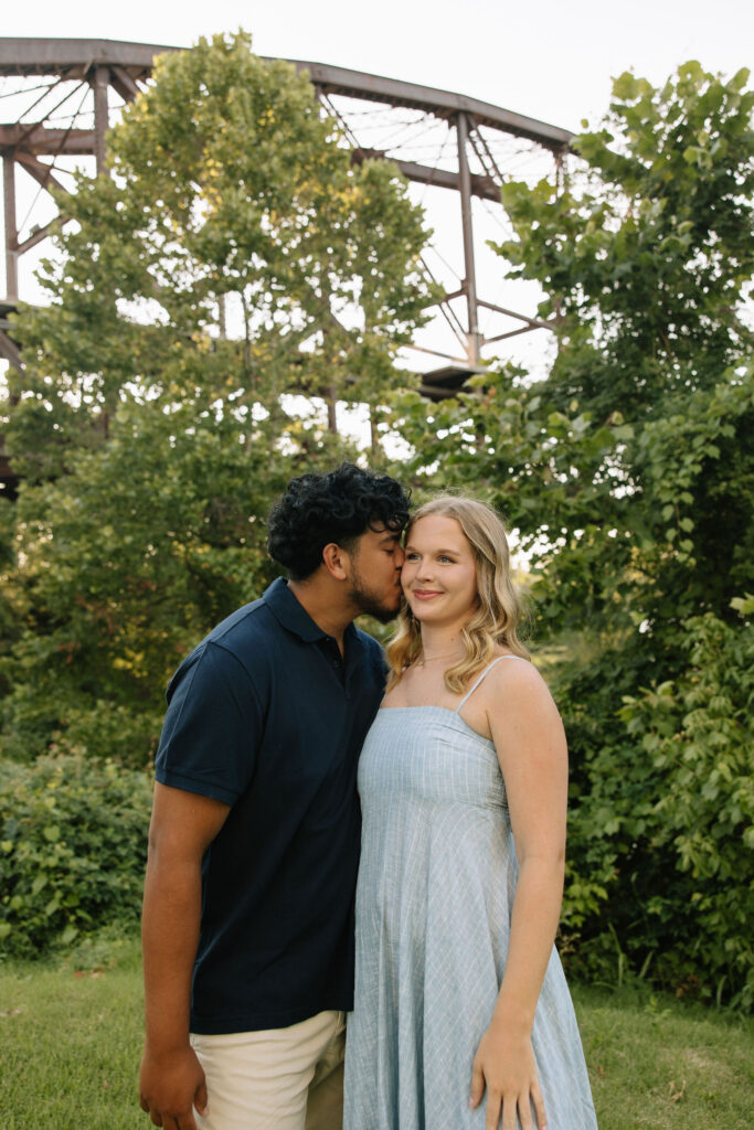 Clinton Presidential Library couples photoshoot