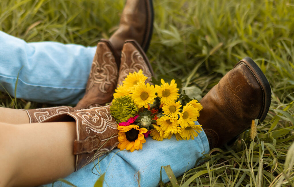 two-year anniversary couples photoshoot in arkansas