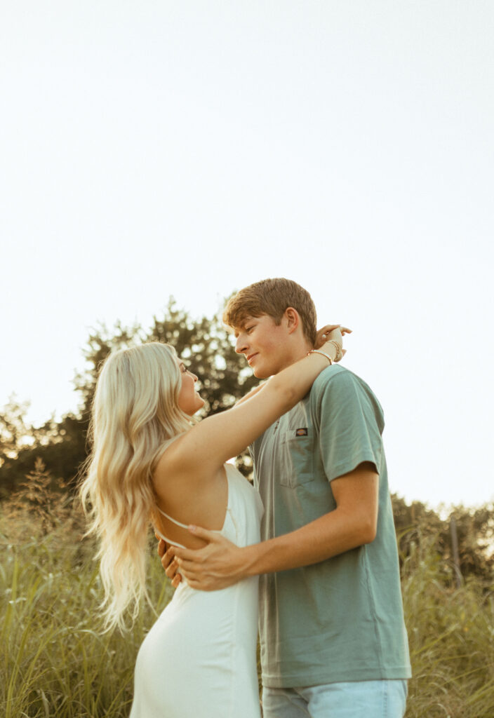 two-year anniversary couples photoshoot in arkansas