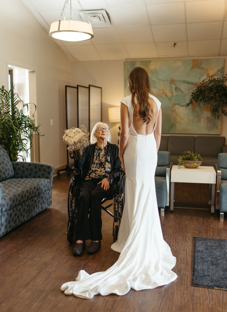 heartfelt wedding photos timeless wedding bridals