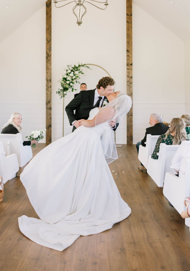 Joyful Dardanelle AR Wedding at Gately Hill Gardens