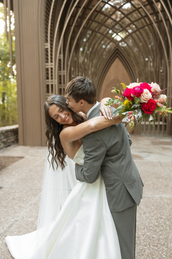 Mildred B. Cooper Memorial Chapel Wedding in Arkansas
