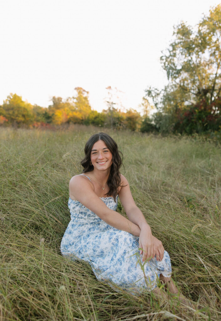 candid poses photos in a field